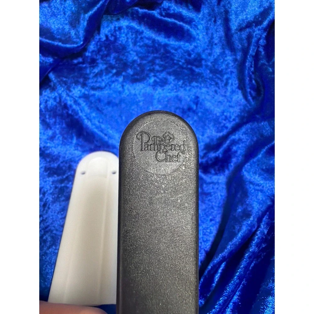 Pampered Chef Vintage‎ Cheese Knife Slicer Spreader #1125 Retired With Sheath